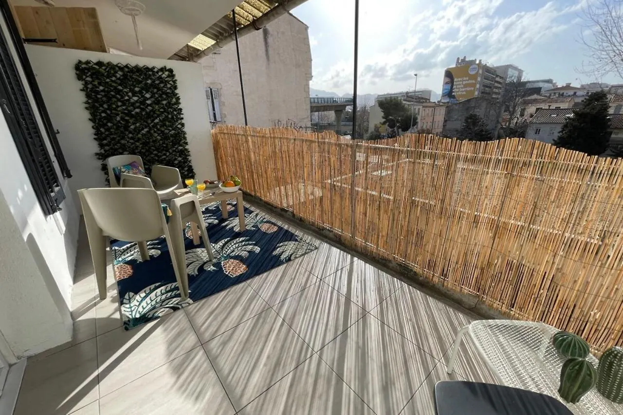 Le Jungle By Anderslocationterrassewifi-Netflix Apartment Marseille 0*,  France