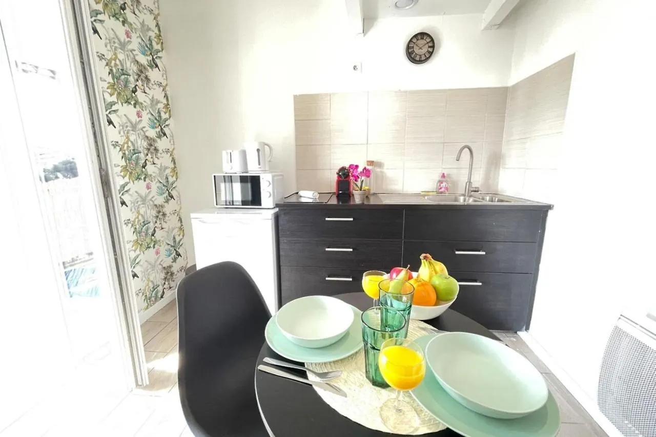 Le Jungle By Anderslocationterrassewifi-Netflix Apartment Marseille 0*,  France